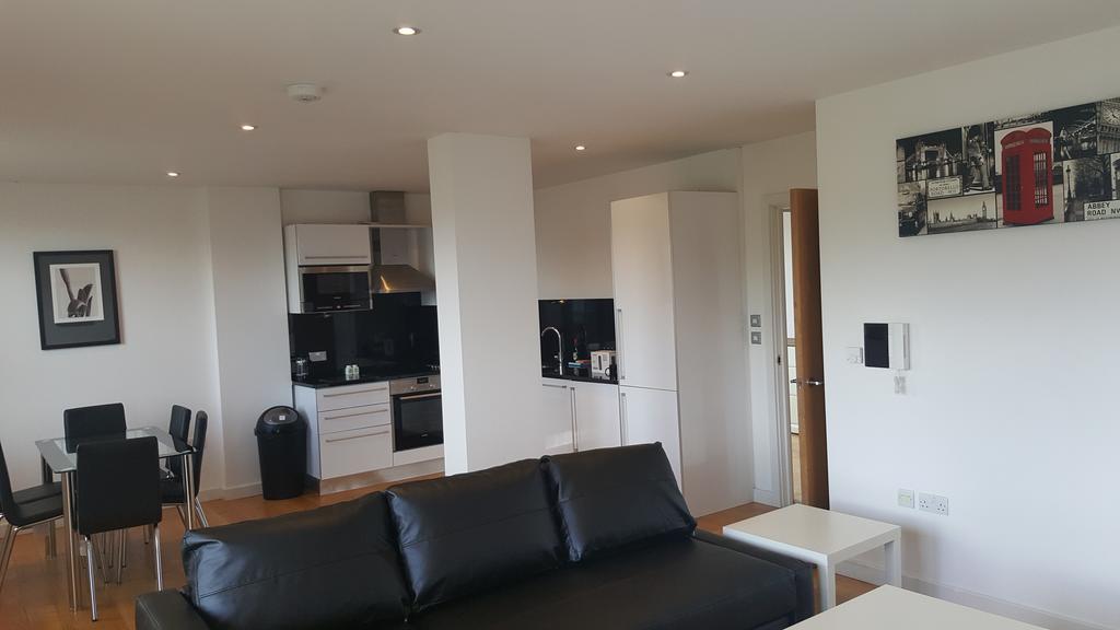 East Croydon Apartments - Just 3 Mins Walk To East Croydon Station 외부 사진