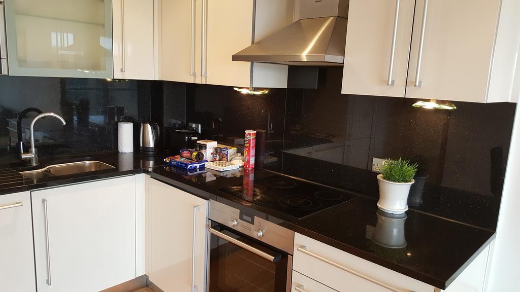 East Croydon Apartments - Just 3 Mins Walk To East Croydon Station 외부 사진