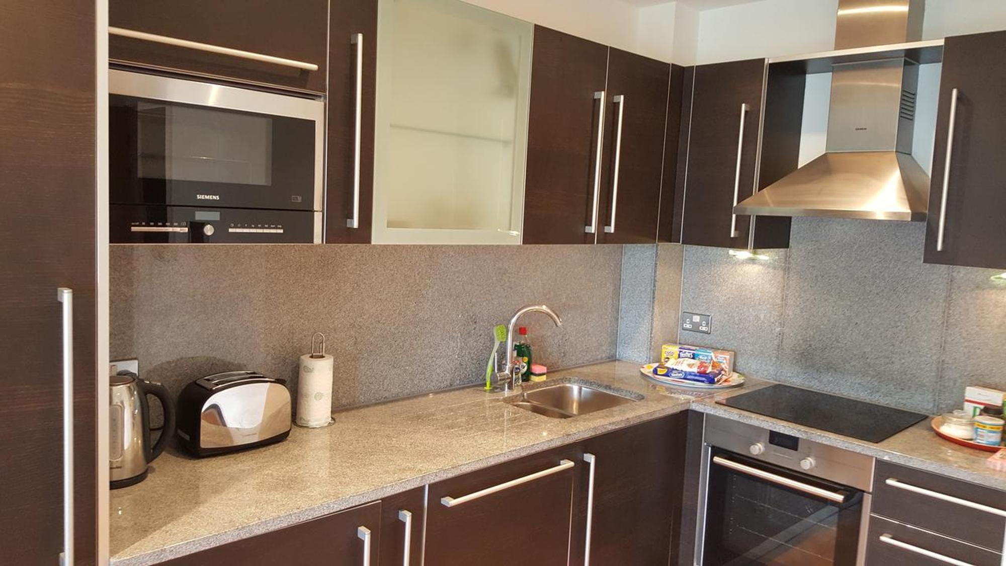 East Croydon Apartments - Just 3 Mins Walk To East Croydon Station 외부 사진