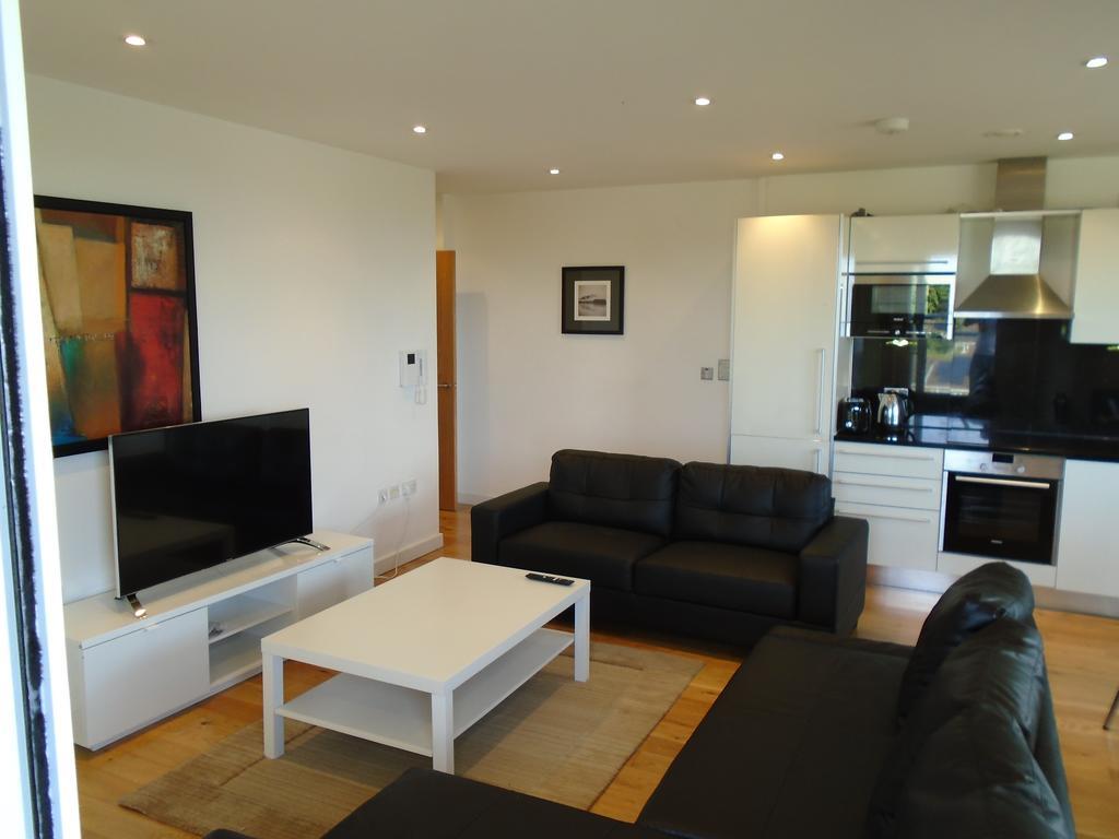 East Croydon Apartments - Just 3 Mins Walk To East Croydon Station 외부 사진