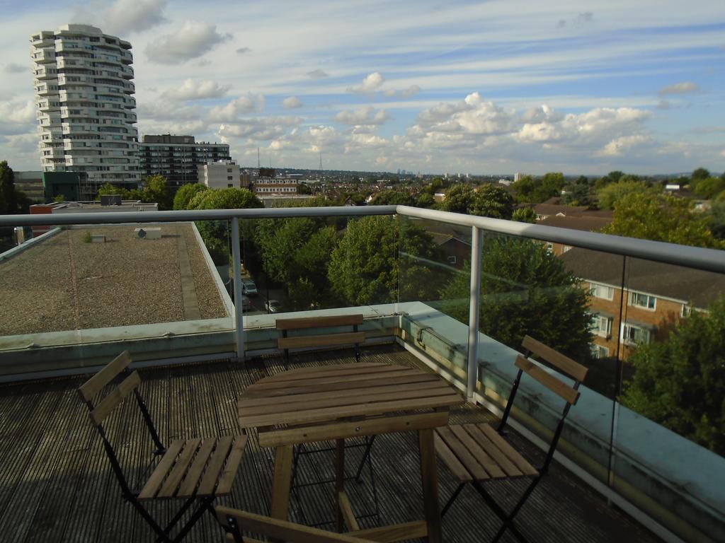 East Croydon Apartments - Just 3 Mins Walk To East Croydon Station 외부 사진