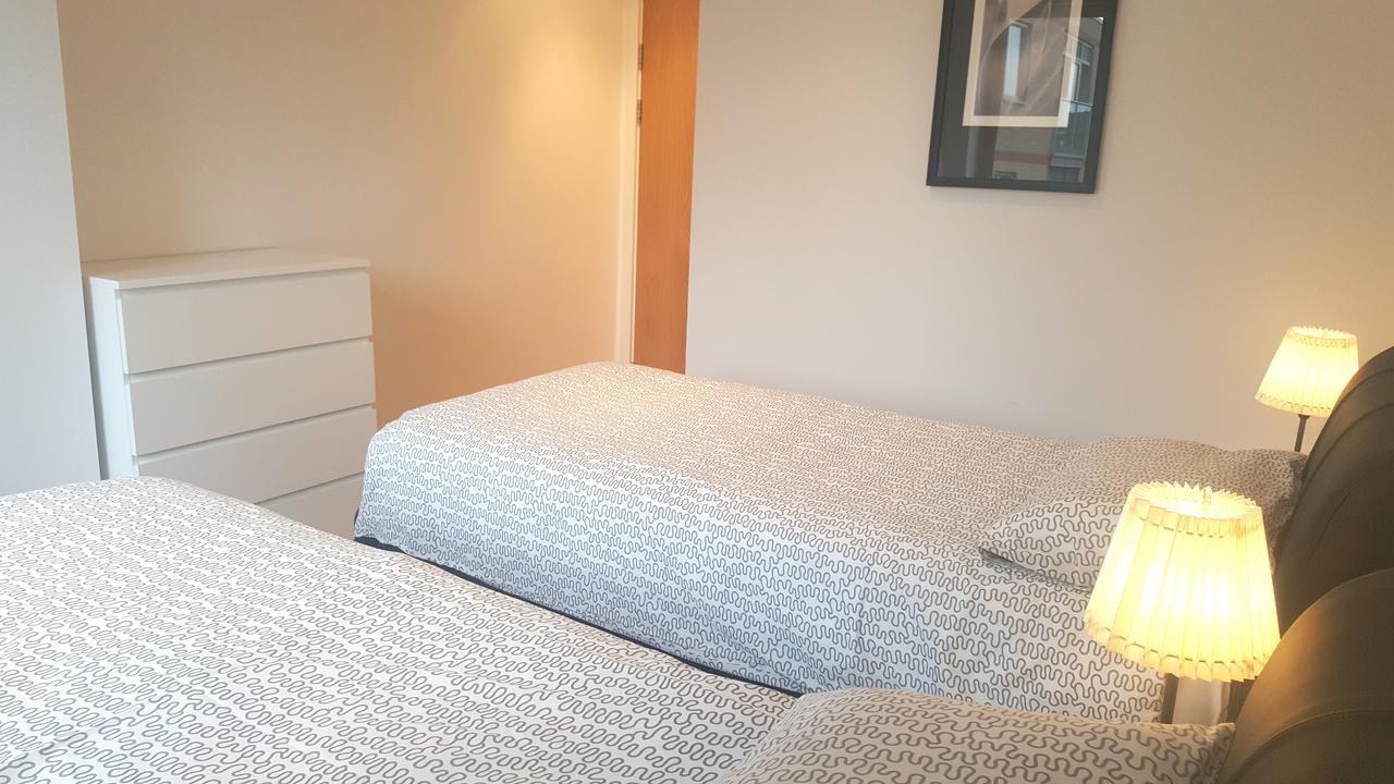 East Croydon Apartments - Just 3 Mins Walk To East Croydon Station 객실 사진